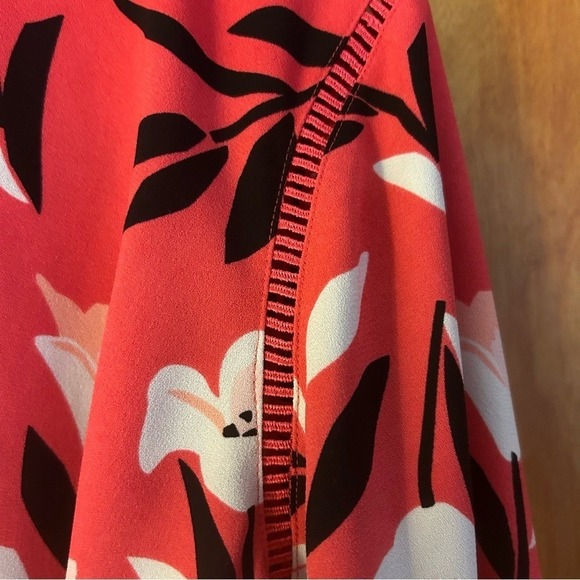 Talbots Blouse Womens 2XP Pink Multi Floral Bell Sleeves Mature Office Career - Picture 3 of 8